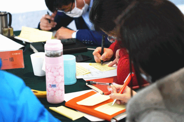 1604885360181285Z8FV.gif 9.gif